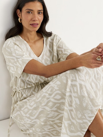 Cellbes of Sweden Kleid aus Krepp in Beige