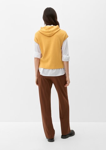 s.Oliver Sweater in Yellow