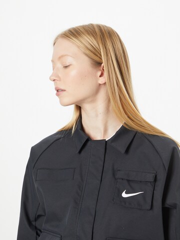 Veste mi-saison Nike Sportswear en noir