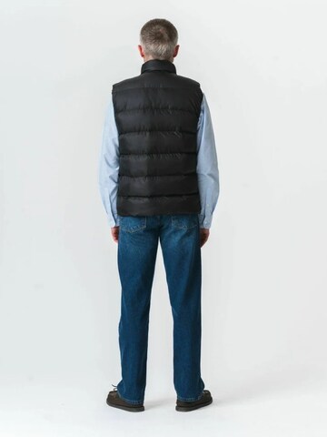 TEESHOPPEN Liivi ' Puffer Vest ' värissä musta