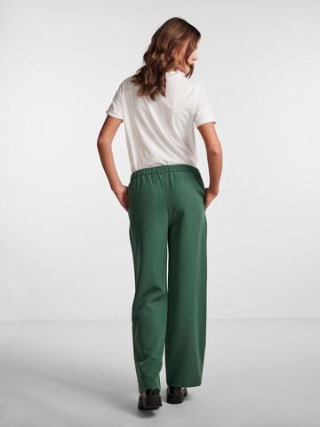 PIECES Wide leg Broek 'PCBOZZY' in Groen