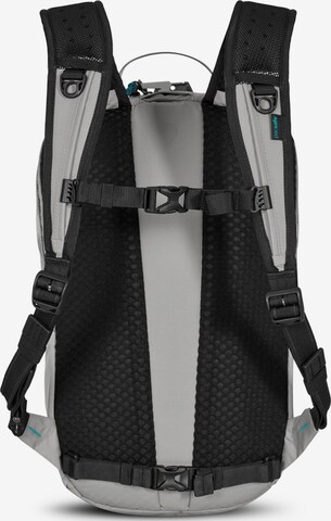 Pacsafe Rucksack in Grau