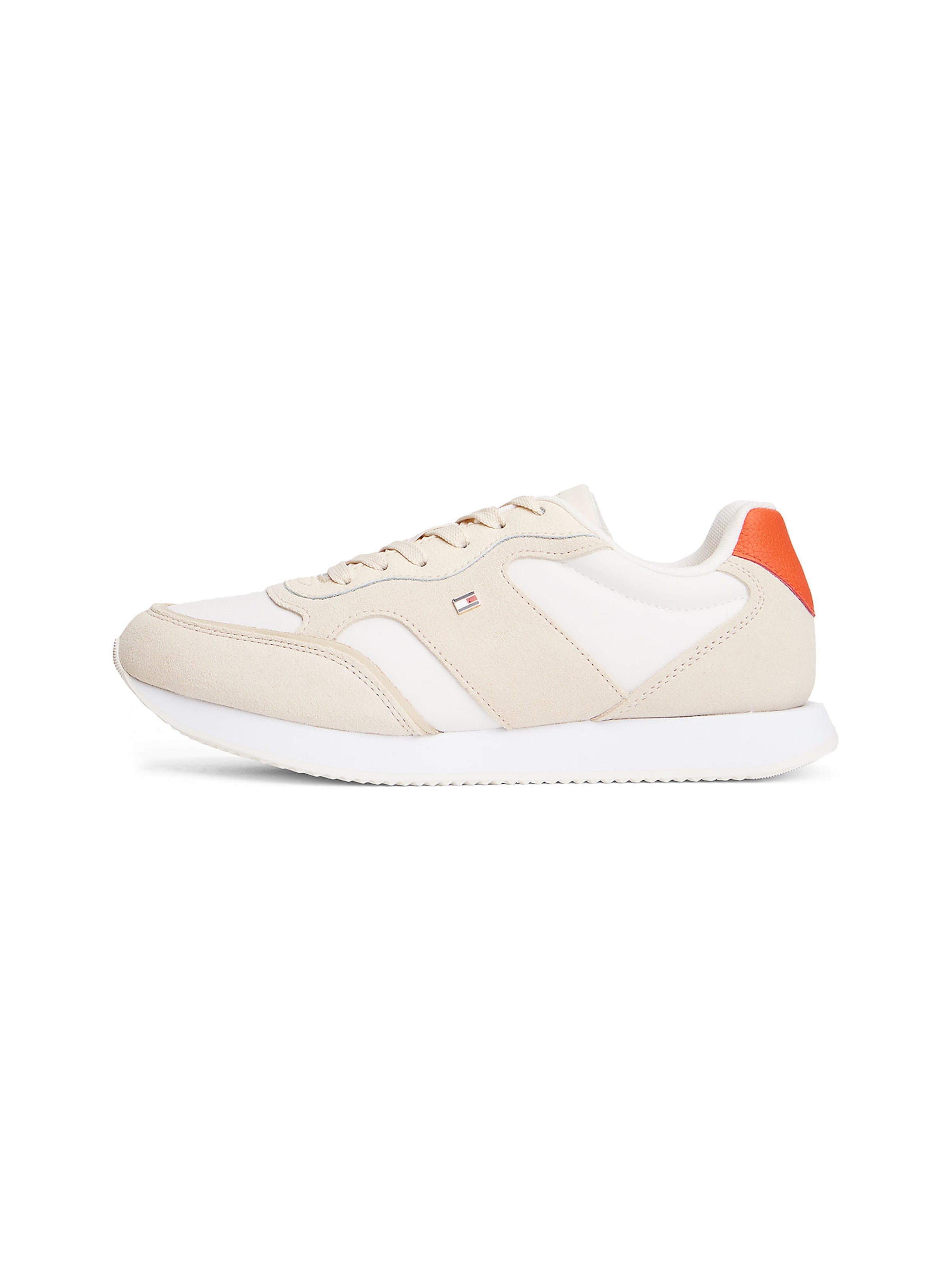 Baskets basses TOMMY HILFIGER en beige : devant