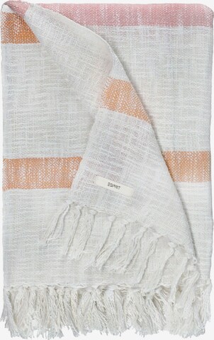 ESPRIT Blankets in Beige: front