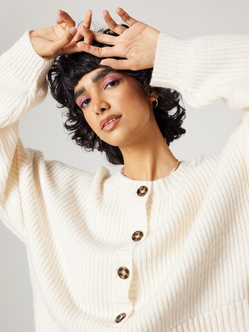 florence by mills exclusive for ABOUT YOU Knit cardigan 'Asta' in White