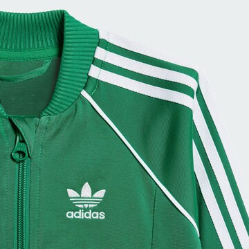 ADIDAS ORIGINALS - Ropa para correr 'Adicolor' en verde