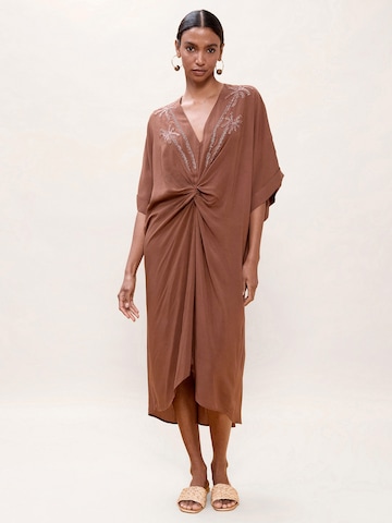 Robe Lola Casademunt en marron : devant