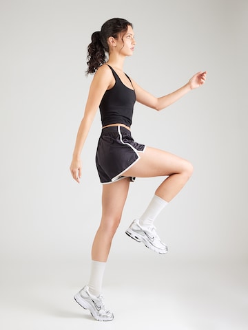 ICANIWILL Αθλητικό τοπ 'Smooth' σε μαύρο