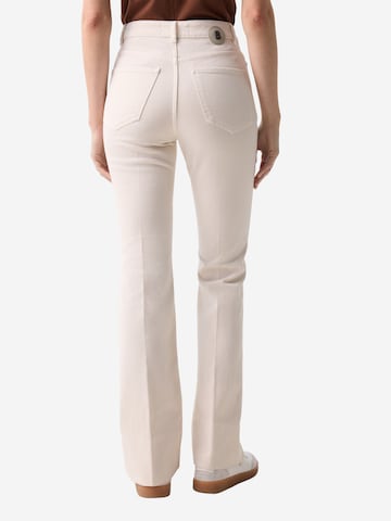 BOGNER Flared Jeans ' Devin ' in Weiß