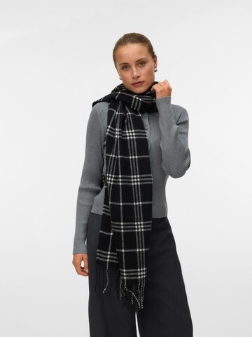 VERO MODA Scarf in Black: front