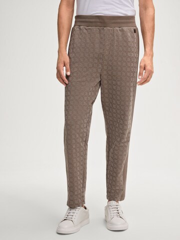 JOOP! Tapered Broek 'Tamas' in Bruin: voorkant