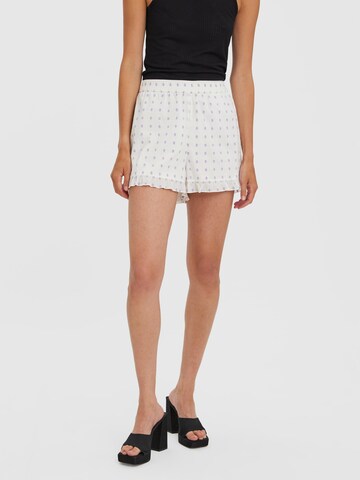 VERO MODA Szabványos Nadrág - fehér: elől