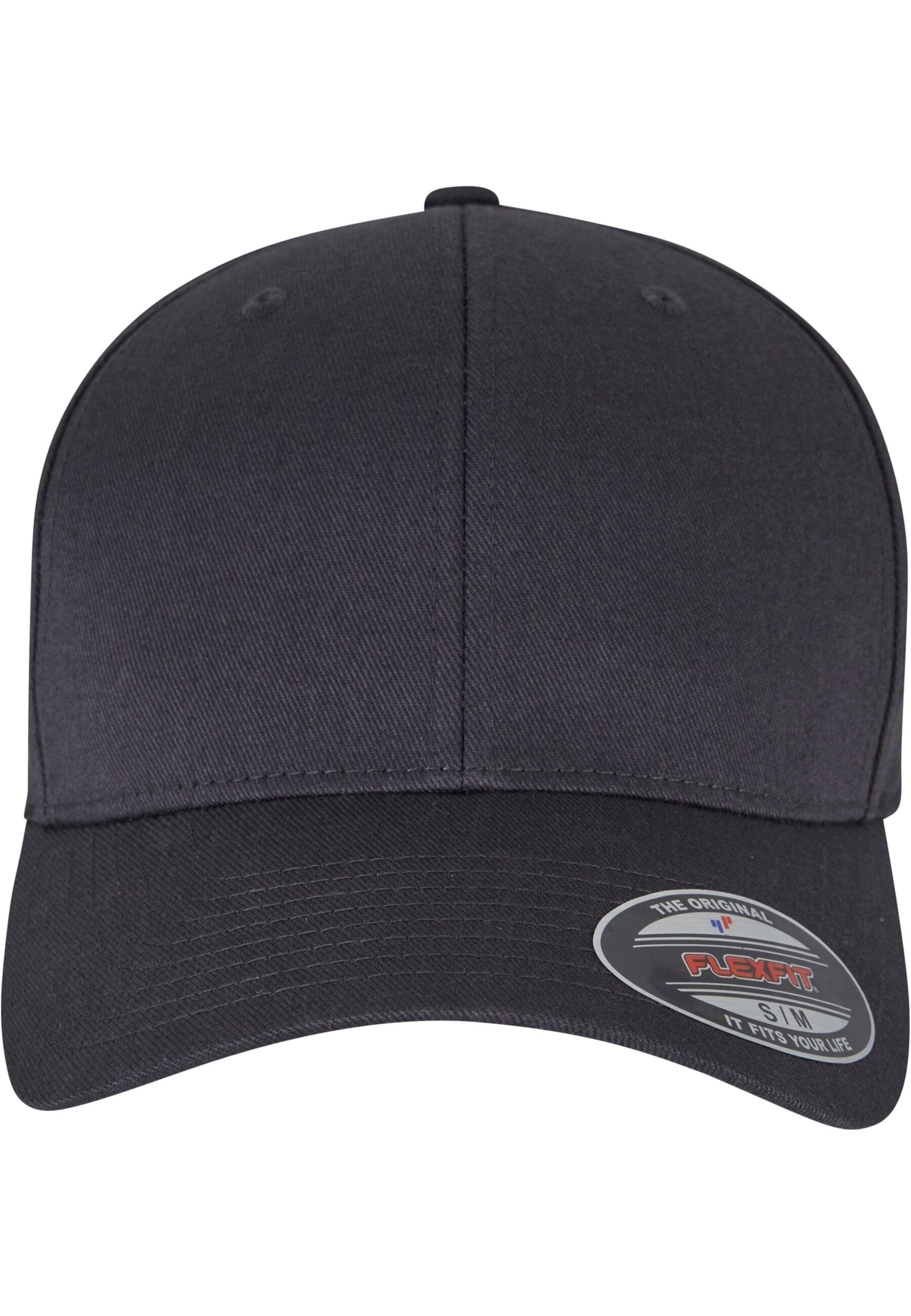 Casquette Flexfit en noir : devant