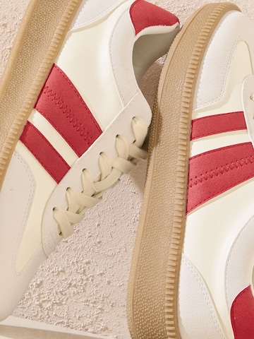 Baskets basses Friends Like These en rouge