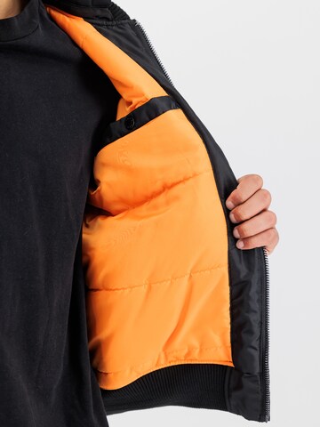 ALPHA INDUSTRIES Übergangsjacke 'MA-1 TT' in Schwarz
