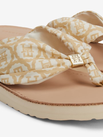 TOMMY HILFIGER T-Bar Sandals in Beige