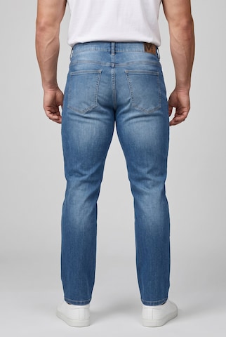 Men Plus Regular Jeans in Blue