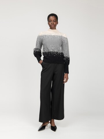 Influencer Sweater in Grey