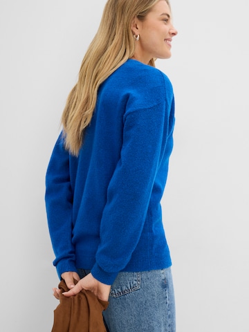 Pull-over bonprix en bleu