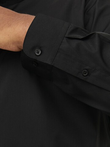 Jack & Jones Plus Slim fit Button Up Shirt in Black