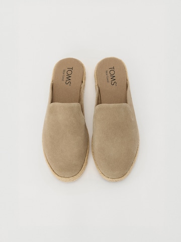 Zoccoletto 'SANTIAGO' di TOMS in bianco