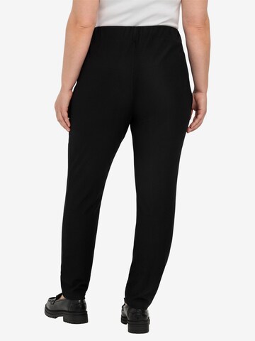 Coupe slim Pantalon SHEEGO en noir