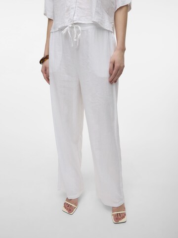 VERO MODA Wide leg Trousers 'VMLinn' in White