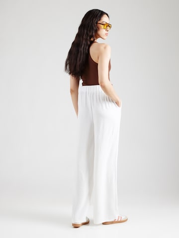 ABOUT YOU Wide Leg Laskoshousut 'Fina' värissä beige