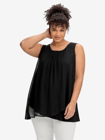 SHEEGO Blouse in Black: front