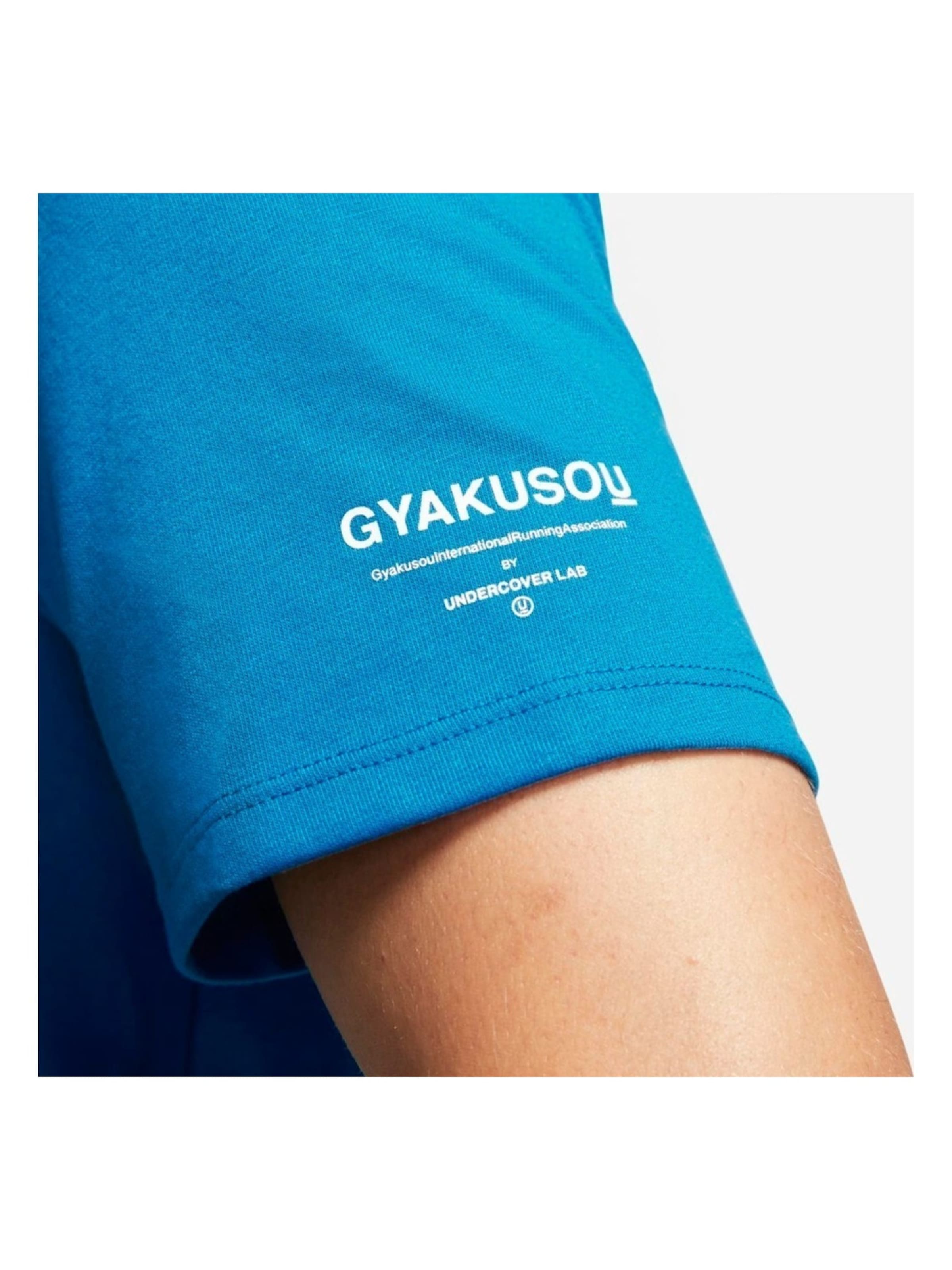 NIKE Shirt 'Nike Men Gyakusou Nrg Graphic 3 T-shirt Team Royal' in Blauw