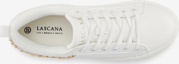 LASCANA - Zapatillas deportivas bajas en blanco