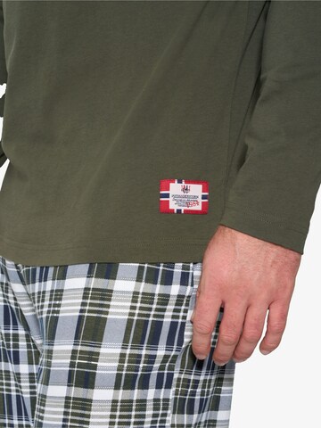 Jan Vanderstorm Long Pajamas ' Helimar ' in Green