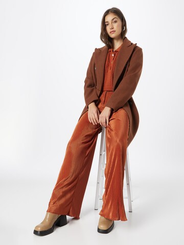 Nasty Gal Wide leg Pleat-front trousers in Orange