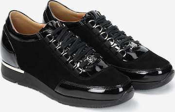 Sneaker low de la Kazar pe negru