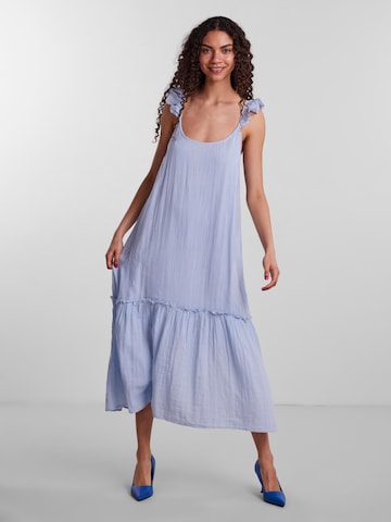 YAS - Vestido de verano 'Anino' en azul: frente