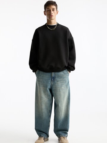 Pull&Bear Sweatshirt in Black