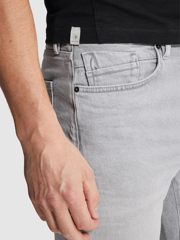 CAST IRON - regular Pantalón 'CAST IRON - Valver regular fit shorts' en gris