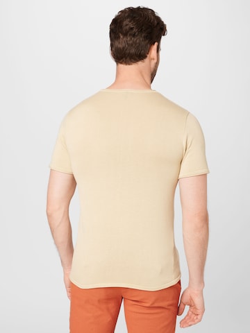 T-Shirt 'LUKAKU' Key Largo en beige