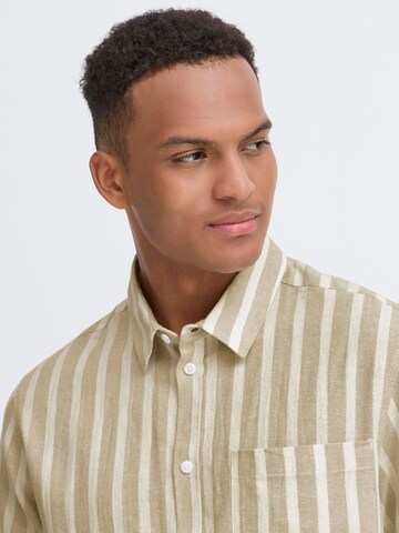 !Solid Regular Fit Hemd 'Fried' in Braun