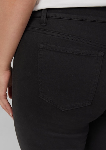s.Oliver Regular Jeans in Zwart