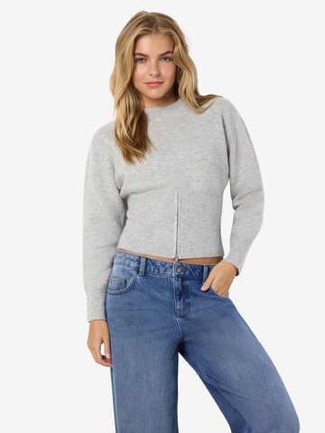 Noisy may - Jersey en gris: frente