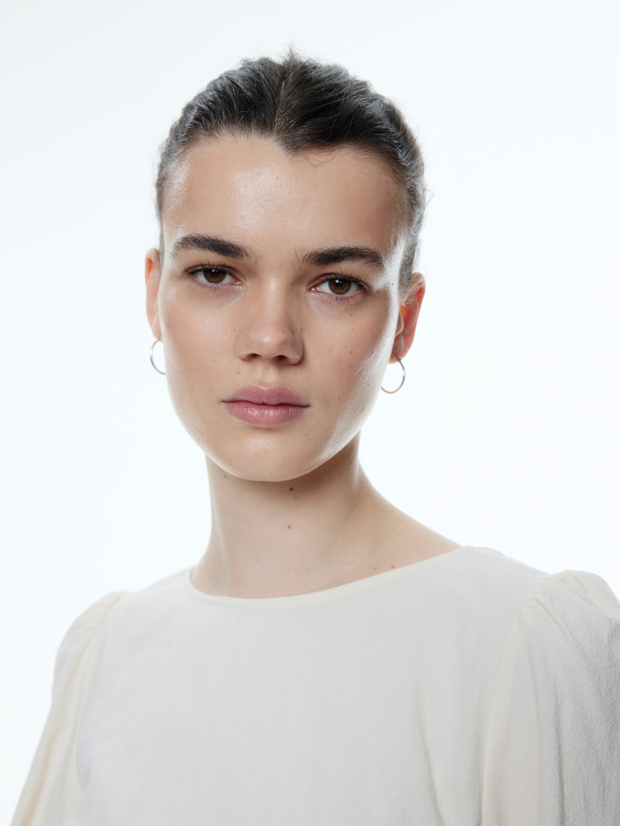 EDITED Produits Robe 'Valja' beige