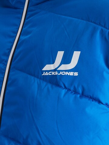 JACK & JONESZimska jakna 'Bobby' - plava boja