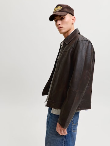 JACK & JONES Between-season jacket in Brown