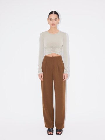 LeGer by Lena Gercke Wide leg Παντελόνι πλισέ 'Shanice' σε καφέ