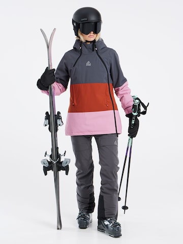 PROTEST Sportjacke 'PRTLIMIA' in Grau