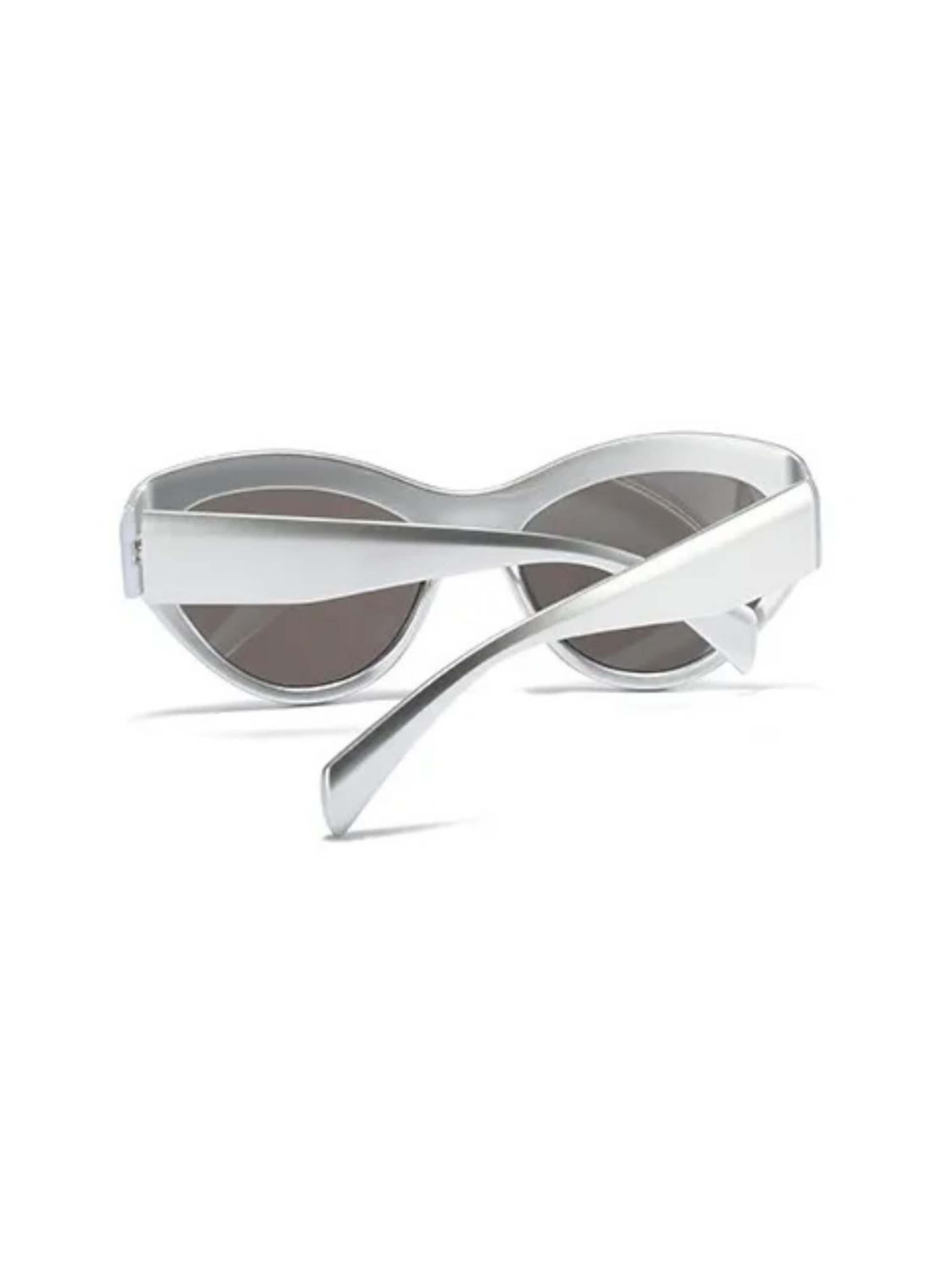 VEYREY Sunglasses in White