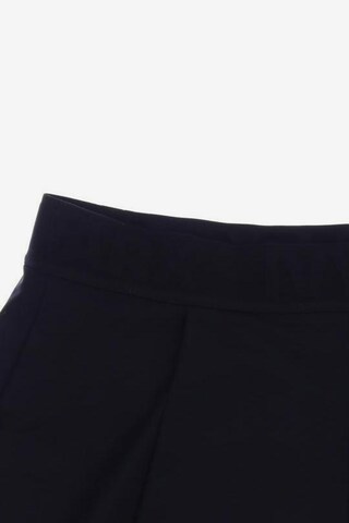 Ivy Park Shorts in XL in Black