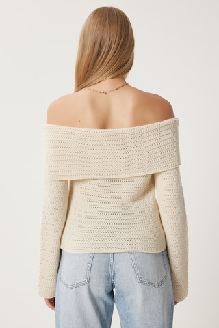 Happiness İstanbul Strickjacke in Beige