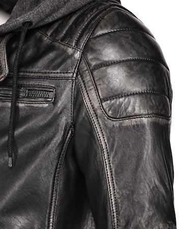 MUSTANG Between-season jacket ' 31021306 ' in Black
